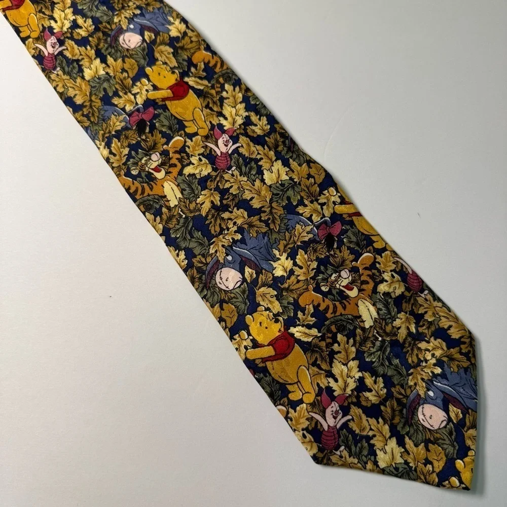 Vintage Disney Store Winnie the Pooh Necktie